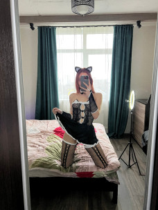 Escort Eleonora Photo 17