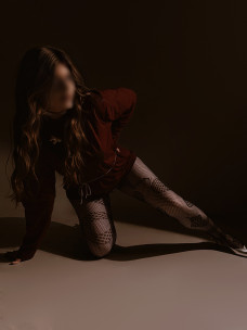 Escort Kira Photo 20