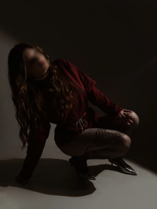 Escort Kira Photo 46